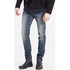 Dżinsy slim LEON SC079 INDIGO KNIT. Szare jeansy męskie slim marki Levi's®, l, z bawełny, z długim rękawem, długie, z kapturem. Za 249,86 zł.