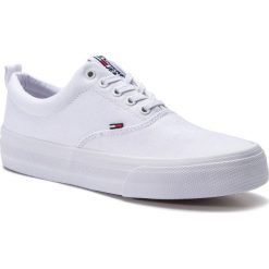 Tenisówki TOMMY JEANS - Classic Tommy Jeans Sneaker EM0EM00259 White 100. Białe półbuty męskie Tommy Jeans, bez wzorów, z jeansu, eleganckie, bez zapięcia. Za 299,00 zł.