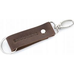 Breloczek skórzany Brodrene BR01 ciemnobrązowy - c.brązowy. Pomarańczowe breloki męskie Brødrene. Za 29,99 zł.