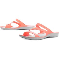 CROCS SWIFWATER SANDAL > 203998-6PK. Klapki damskie Crocs, w paski, bez obcasa. W wyprzedaży za 119,99 zł.