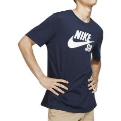 NIKE SB DRY DEFECT LOGO > AR4209-454. Koszulki męskie Nike, xl, z aplikacjami, z bawełny, klasyczne, z okrągłym kołnierzem, z krótkim rękawem, krótkie. Za 119,99 zł.