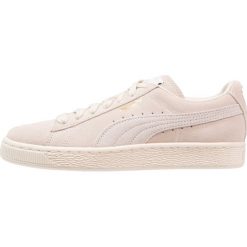 Puma SUEDE CLASSIC + Tenisówki i Trampki birch/white. Białe trampki męskie Puma, z materiału. W wyprzedaży za 197,45 zł.