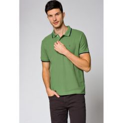 Koszulka Zielona Polo Wayne. Zielone koszulki męskie LANCERTO, xl, bez wzorów, z bawełny, klasyczne, polo, bez rękawów. W wyprzedaży za 89,90 zł.