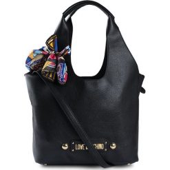 Torebka Love Moschino. Czarne nerki damskie Love Moschino, bez wzorów, klasyczne, bez dodatków. Za 419,00 zł.