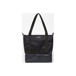 Duża torba na ramię VOYAGE - czarna. Czarne torebki damskie sportowe Fiksoo, eleganckie. Za 329,00 zł.