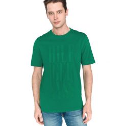 Tommy Hilfiger Koszulka Zielony. Zielone podkoszulki męskie TOMMY HILFIGER, xl, z nadrukiem, z bawełny, z krótkim rękawem. Za 188,95 zł.