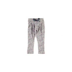 Name it Girls Spodnie Nmferbina snow white. Białe spodnie niemowlęce marki Name it, z bawełny. Za 45,00 zł.
