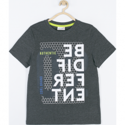 Koszulka. Szare t-shirty chłopięce IRON BOY, z aplikacjami, z bawełny, z krótkim rękawem. Za 49,90 zł.