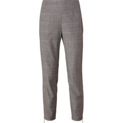 Escada Sport TALILY Spodnie materiałowe black. Czarne spodnie damskie marki Escada Sport, z elastanu. Za 1049,00 zł.