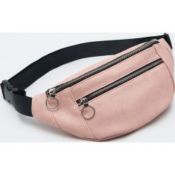 Saszetka nerka - Różowy. Różowe nerki damskie Sinsay. Za 29,99 zł.