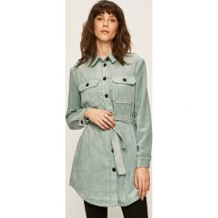 Vero Moda - Sukienka. Pomarańczowe sukienki damskie Vero Moda, na co dzień, s, bez wzorów, z poliesteru, casualowe, bez kołnierzyka, z długim rękawem, długie, mini, proste. W wyprzedaży za 149,90 zł.