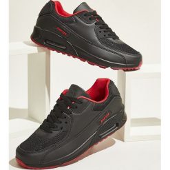Czarne Buty Sportowe Comfort Zone. Czarne buty sportowe męskie Born2be, bez zapięcia. W wyprzedaży za 109,99 zł.