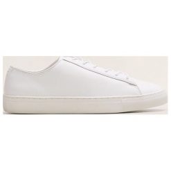 Mango Man - Buty Blanca. Białe buty sportowe męskie marki Mango Man, ze skóry, bez zapięcia. Za 199,90 zł.
