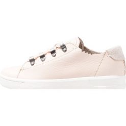 Trampki damskie slip on: ohw? MARLIE Tenisówki i Trampki rosa