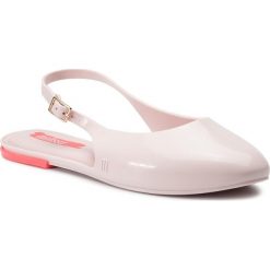 Sandały MELISSA - Lipstick Ad 32560 Pink/Orange 50539. Różowe klapki damskie Melissa, bez wzorów, z tworzywa sztucznego, bez obcasa, na obcasie. Za 259,00 zł.