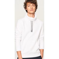Bluza z kominem - Biały. Białe bluzy męskie rozpinane Reserved, l. Za 99,99 zł.