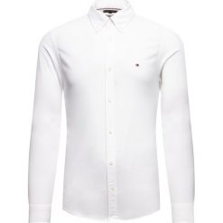 Koszula TOMMY HILFIGER Dobby MW0MW12178. Białe koszule męskie TOMMY HILFIGER, m, bez wzorów, z elastanu, casualowe, bez kołnierzyka, bez rękawów. W wyprzedaży za 299,00 zł.