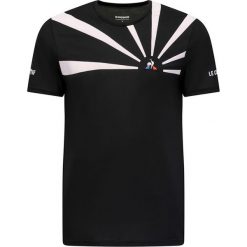 LE COQ SPORTIF TENNIS T-SHIRT > 2011024. Koszulki męskie le coq sportif, m, z nadrukiem, z elastanu, sportowe, z kontrastowym kołnierzykiem, krótkie. Za 249,99 zł.
