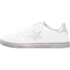 Trampki damskie slip on: Vero Moda VMSTAR Tenisówki i Trampki snow white