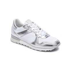 Sneakersy w kolorze biało-srebrnym. Szare sneakersy damskie Melissa, Pepe Jeans, z materiału. W wyprzedaży za 139,95 zł.