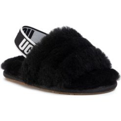 Kapcie UGG - T Fluff Yeah Slide 1098579T Blk. Czarne sandały dziewczęce Ugg, z wełny, bez zapięcia. Za 259,00 zł.