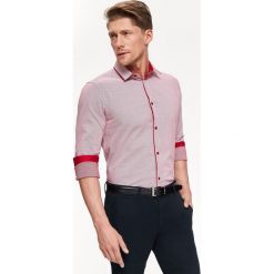 Koszula pepito taliowana. Czerwone koszule męskie Top Secret, na zimę, m, bez wzorów, z tkaniny, eleganckie, bez kołnierzyka, bez rękawów. W wyprzedaży za 49,99 zł.