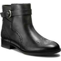 Botki CLARKS - Netley Olivia 261285204 Black Leather. Czarne botki damskie skórzane marki Clarks. W wyprzedaży za 309,00 zł.