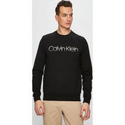 Calvin Klein - Bluza. Czarne bluzy męskie Calvin Klein, xl, z nadrukiem, z bawełny, z okrągłym kołnierzem, bez rękawów, bez kaptura. Za 449,90 zł.