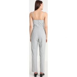 Banana Republic Kombinezon light grey. Szare kombinezony damskie Banana Republic, z elastanu. W wyprzedaży za 407,20 zł.