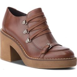 Półbuty GEOX - D Adrya M. D D849UD 00043 C0013 Brown. Szare półbuty damskie skórzane marki Geox. W wyprzedaży za 449,00 zł.