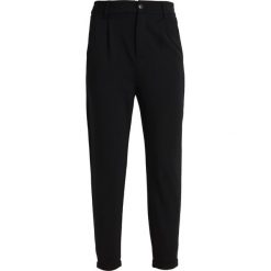 Spodnie dresowe damskie: ONLY ONLELLIE Spodnie treningowe black