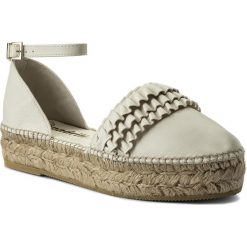 Espadryle ESPADRILLES - Didi.P 20305-21831-1 Pharos Marfil. Białe espadryle damskie Espadrilles, z aplikacjami, ze skóry, bez obcasa, na obcasie. W wyprzedaży za 309,00 zł.