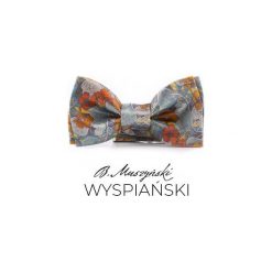 MUCHA Wyspiański. Szare muszki męskie marki B.muszyński, w paski, z jedwabiu, eleganckie. Za 100,00 zł.