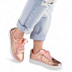 Buty sportowe damskie N/M R193 Szampańskie. Buty sportowe damskie N/M, z aplikacjami, z tworzywa sztucznego, eleganckie. Za 55,00 zł.