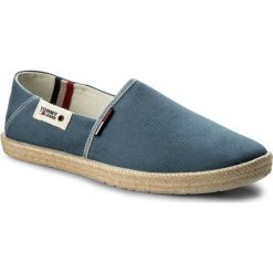 Espadryle TOMMY JEANS - Summer Slip On Shoe EM0EM00027 Jeans 013. Niebieskie espadryle męskie marki Tommy Jeans, z jeansu. W wyprzedaży za 159,00 zł.