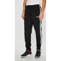 Adidas Performance - Spodnie. Czarne spodnie męskie adidas Performance, na co dzień, m, bez wzorów, z bawełny, sportowe. W wyprzedaży za 139,90 zł.