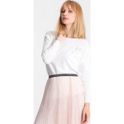 Biały Sweter Chapter One. Białe bez kategorii other, na zimę, xl. Za 64,99 zł.