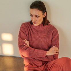 Sweter z półgolfem - Pomarańczowy. Pomarańczowe swetry damskie Reserved, s, bez wzorów, bez rękawów, bez kaptura. Za 159,99 zł.