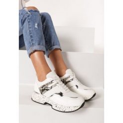 Białe Sneakersy Liriye. Białe sneakersy damskie Born2be. Za 139,99 zł.