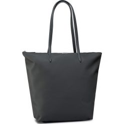 Torebka LACOSTE - Vertical Shopping Bag NF1890PO Thyme D97. Zielone torebki klasyczne damskie Lacoste, bez wzorów, ze skóry ekologicznej, klasyczne, bez dodatków. Za 419,00 zł.