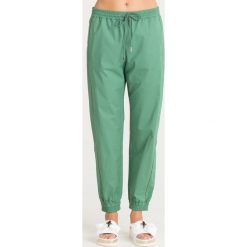 SPODNIE ROLF Sportmax Code. Zielone spodnie damskie Sportmax Code, z bawełny. Za 485,00 zł.