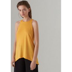 Top z dekoltem halter - Żółty. Żółte topy damskie Mohito, s, bez wzorów, bez kołnierzyka. W wyprzedaży za 19,99 zł.