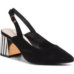 Sandały MENBUR - 21775 Black/White. Czarne klapki damskie Menbur, bez wzorów, z materiału, bez obcasa. W wyprzedaży za 259,00 zł.