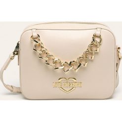 Love Moschino - Torebka. Białe listonoszki damskie Love Moschino, w paski, ze skóry ekologicznej, na ramię, z aplikacjami. W wyprzedaży za 559,90 zł.