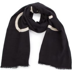 Szal CALVIN KLEIN - Needle Punch Scarf K60K604728 001. Czarne szaliki damskie marki Calvin Klein, z bawełny. Za 229,00 zł.