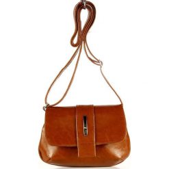 Torebka skórzana damska listonoszka DAN-A T80 camel. Brązowe listonoszki damskie DAN-A, na randkę, bez wzorów, ze skóry, retro, małe, bez dodatków. Za 139,99 zł.