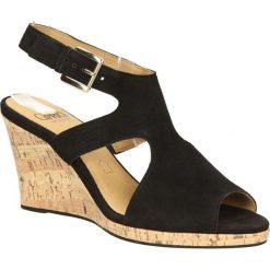 Sandały caprice 9-28304-34. Czarne sandały damskie Caprice, bez wzorów, ze skóry, eleganckie, bez obcasa, bez zapięcia. Za 279,99 zł.