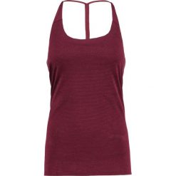 Adidas Performance Koszulka sportowa maroon. Czerwone topy sportowe damskie marki adidas Performance, l, z materiału. W wyprzedaży za 125,30 zł.