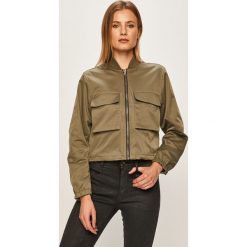 G-Star Raw - Kurtka. Zielone kurtki damskie G-Star RAW, s, bez wzorów, z elastanu, retro, krótkie, bez kaptura. W wyprzedaży za 299,90 zł.