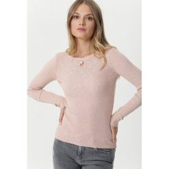 Różowy Sweter Caddens. Różowe swetry damskie Born2be, na wiosnę, xl, z aplikacjami, z dzianiny, bez rękawów, długie, bez kaptura. Za 109,99 zł.